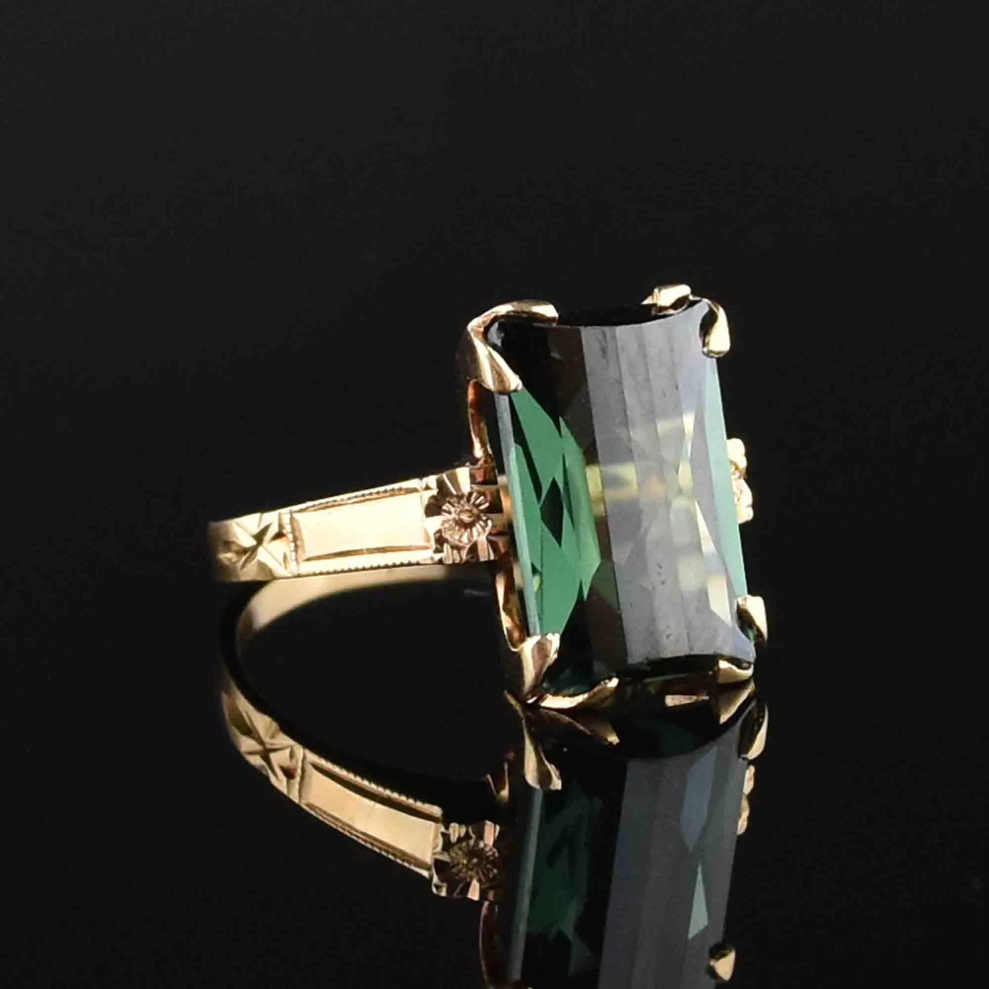 10K Gold Floral Tourmaline Ring Sz 6