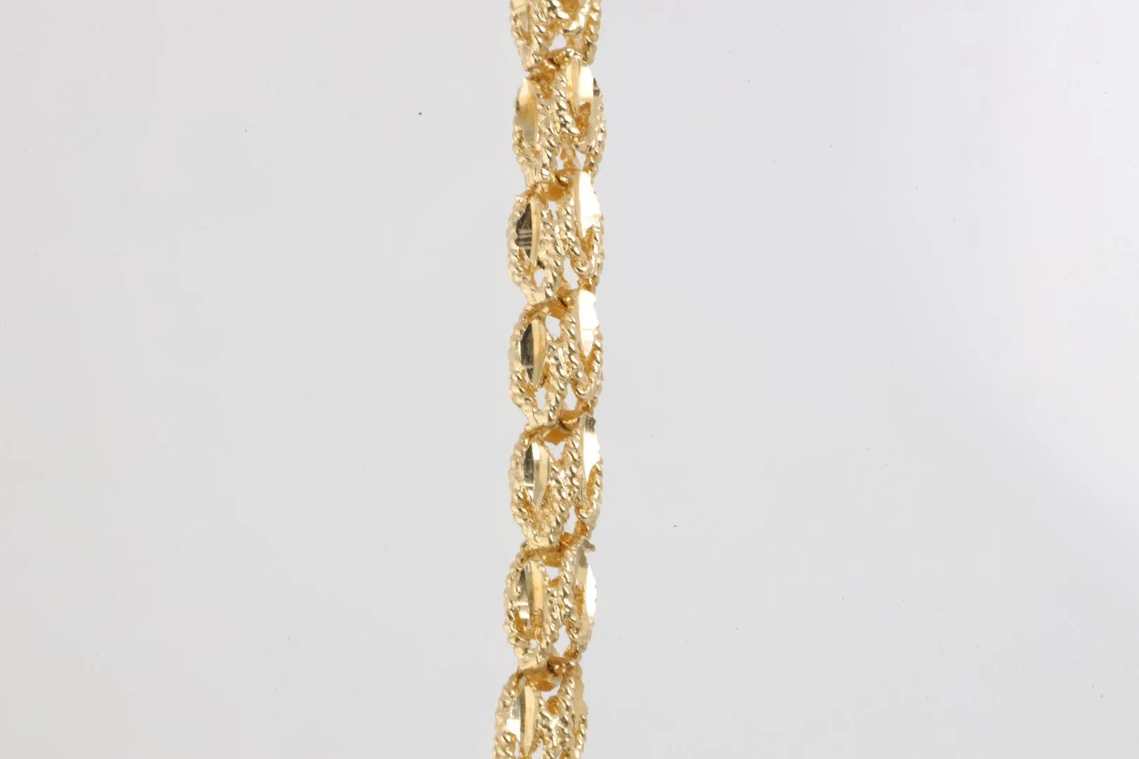 20'' 14k Yellow Gold Link Chain Necklace (17.93g.)