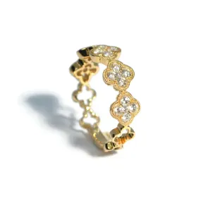 AFJ Diamond Collection - Clover Ring with Round Diamonds, 18k Yellow Gold