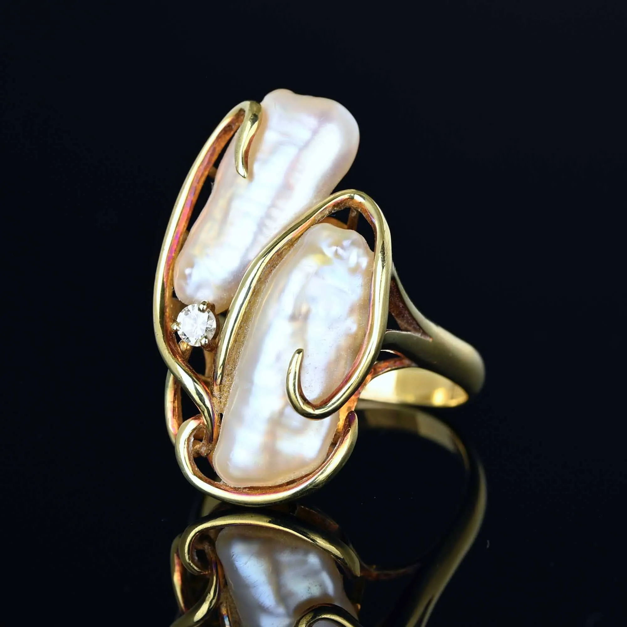 Free Form Diamond Baroque Pearl Ring in 14K Gold