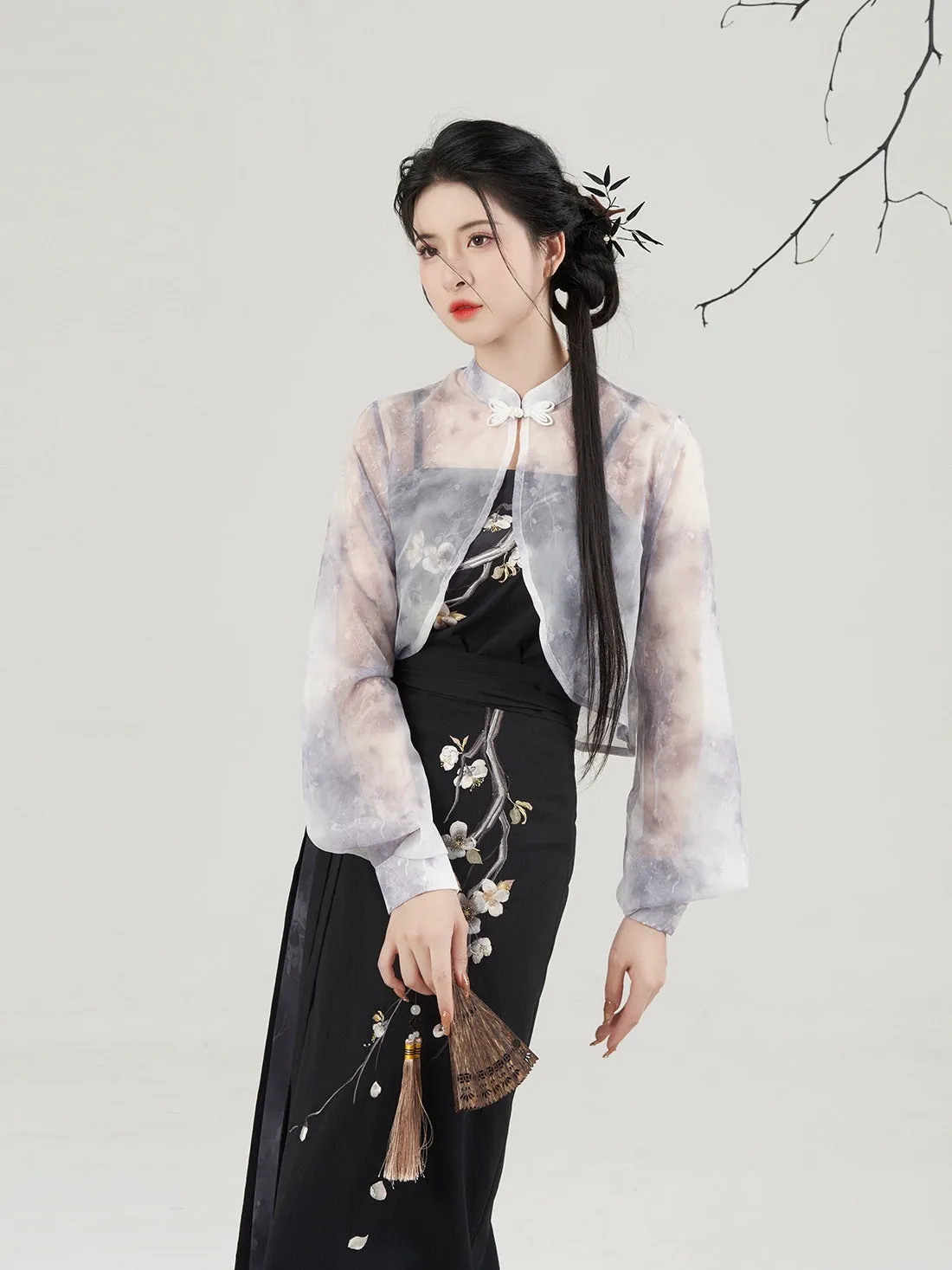 Modern Hanfu x Song Dynasty: Dark Plum 暗梅 (Preorder)