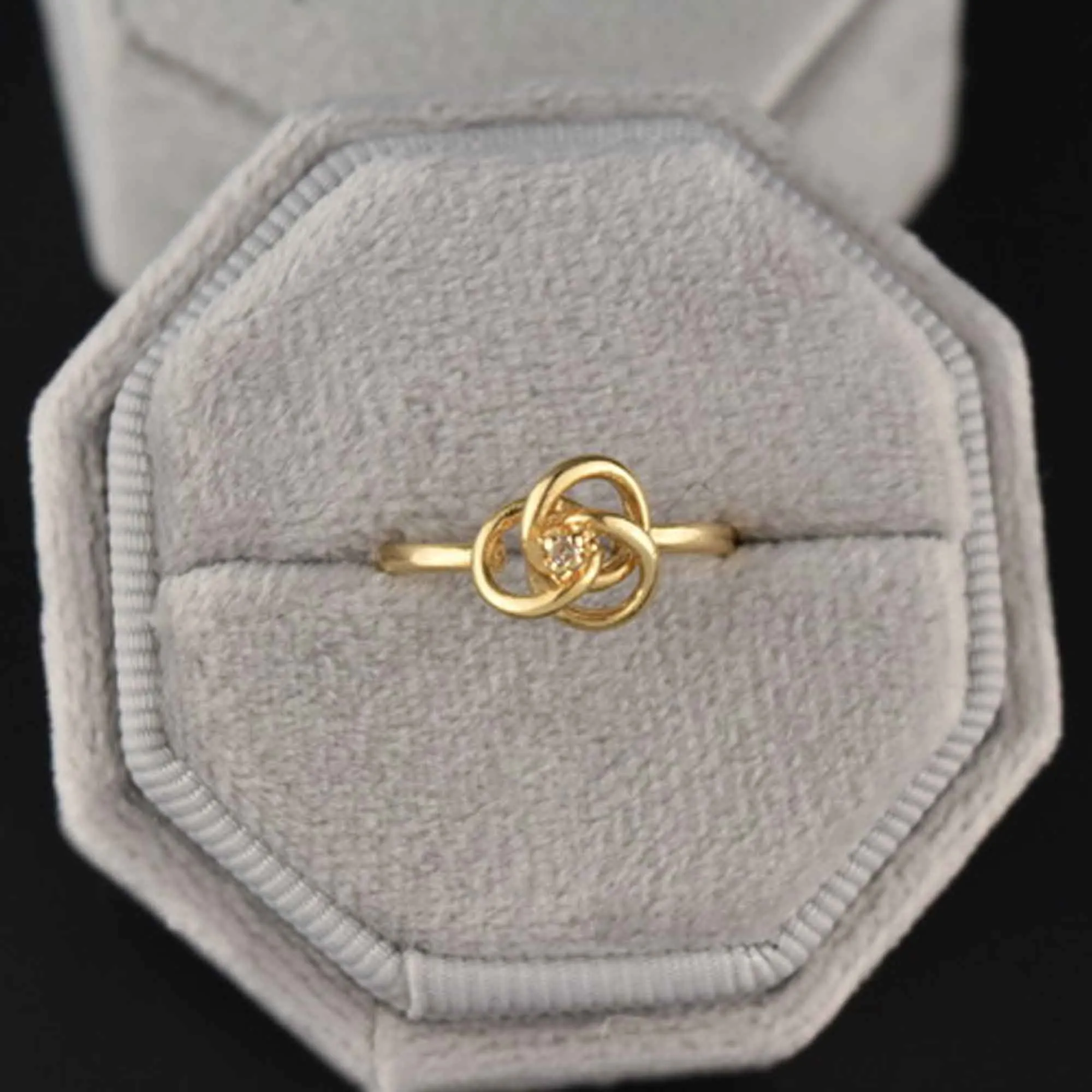 Vintage 14K Gold Love Knot Diamond Ring, Sz 5