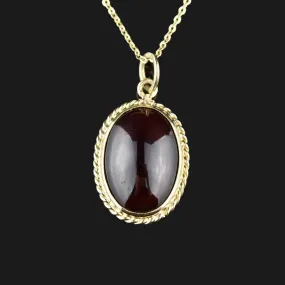 Vintage 14K Gold Rope Garnet Pendant Necklace